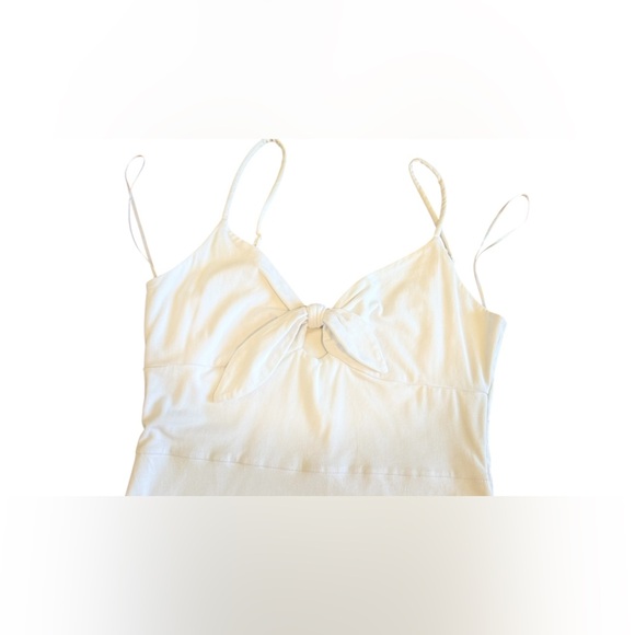 GUESS Women’s White Dress - Picture 3 of 6